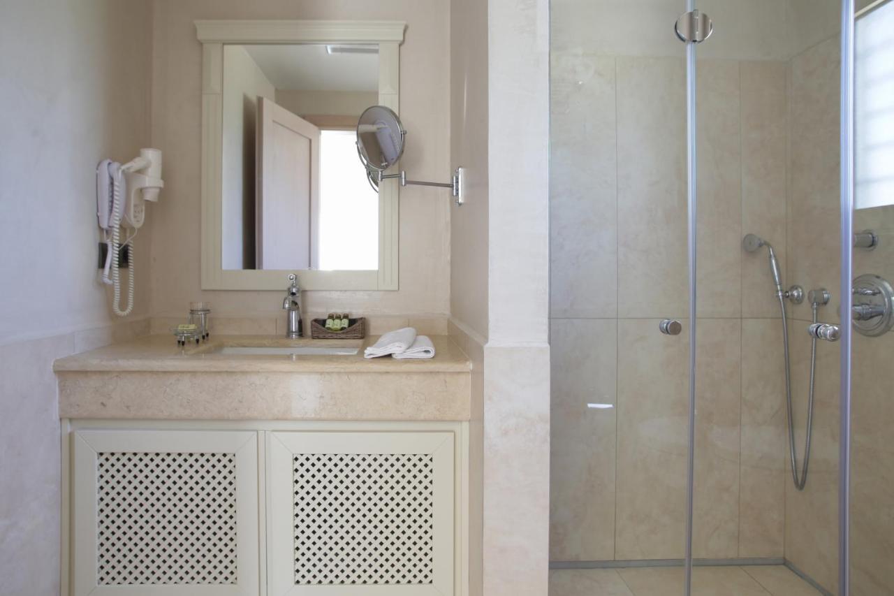 Costa Rossa Boutique Hotel - Adults Only Lixouri Ngoại thất bức ảnh